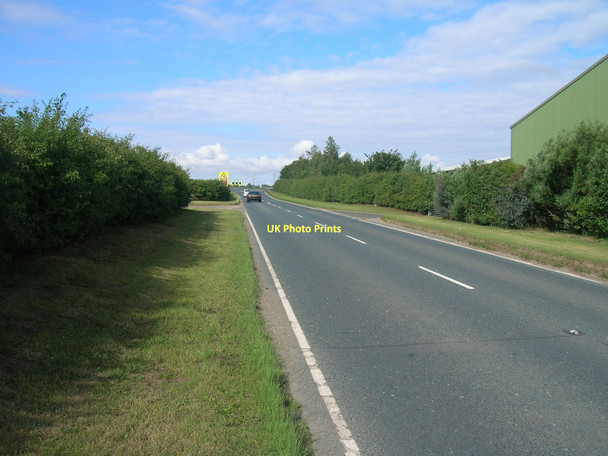 Photo 6"x4" A1077 towards Scunthorpe Winteringham c2011