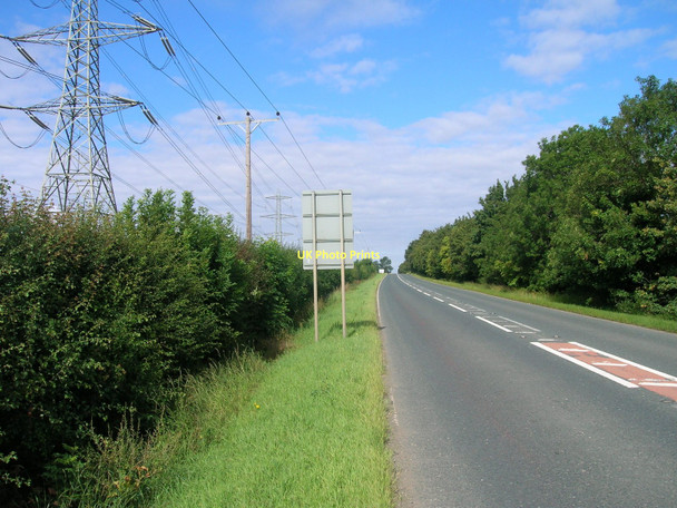 Photo 6"x4" A1077 towards Scunthorpe Winteringham c2011