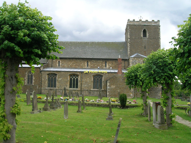 Photo 6"x4" Burton upon Stather Church Burton upon Stather c2011