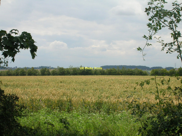Photo 6"x4" Farmland off the A1077 West Halton c2011