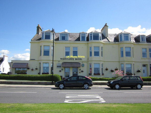 Photo 6"x4" Westcliffe Hotel Girvan c2011