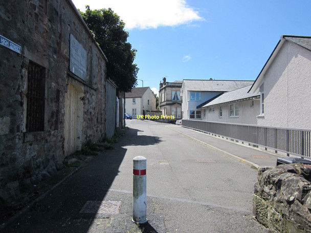 Photo 6"x4" High Street Girvan c2011