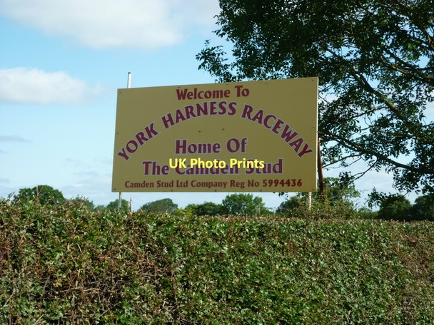 Photo 6"x4" York Harness Raceway Moor Monkton c2011