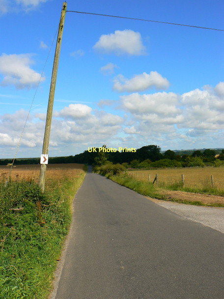 Photo 6"x4" The road to Clench Common Clench Common c2011