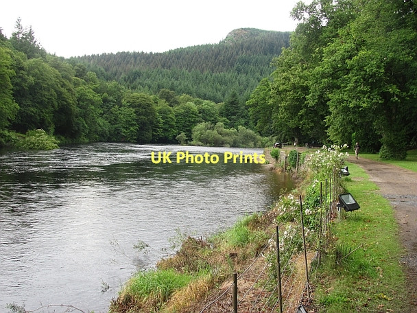 Photo 6"x4" River Tay, Dunkeld Inver\/NO0142 c2011