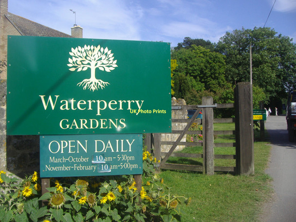Photo 6"x4" The entrance to Waterperry Gardens Waterperry\/SP6206 c2011