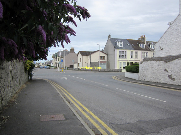 Photo 6"x4" Station Street Stranraer c2011