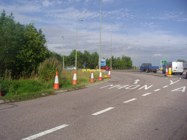 Photo 6"x4" Exit for M40 on the A418, Wheatley Waterstock c2011