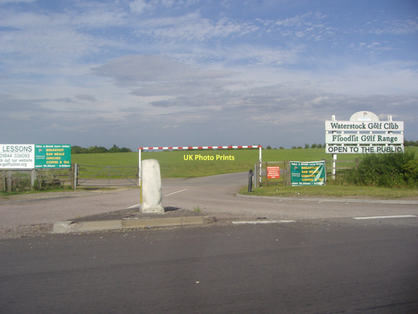 Photo 6"x4" The entrance to Waterstock Golf Course Waterperry\/SP6206 c2011