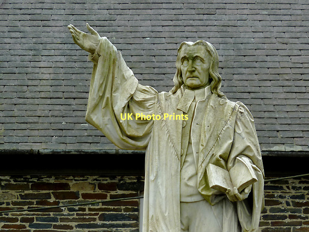 Photo 6"x4" Statue of Daniel Rowland at Llangeitho, Ceredigion Llangeitho c2011 P1