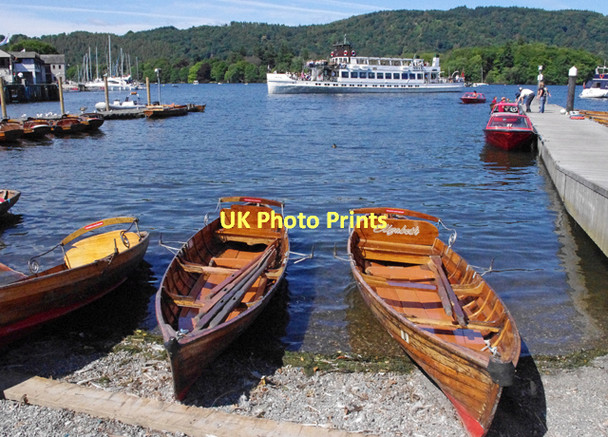 Photo 6"x4" Boats at Bowness Bowness-On-Windermere c2011