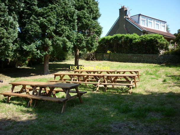 Photo 6"x4" The beer garden at the Flying Dutchman Summerbridge c2011