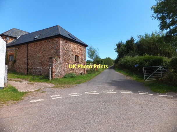 Photo 6"x4" Barn at Great Dorweeke Bickleigh\/SS9407 c2011