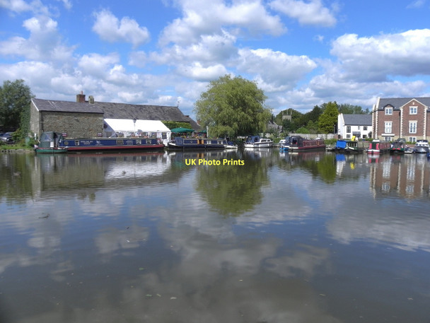 Photo 6"x4" Canal Basin at Garstang Bonds c2011