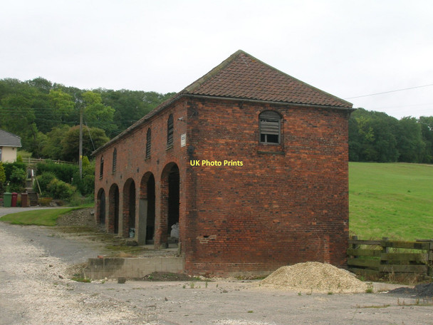 Photo 6"x4" Farm building, Horkstow Grange Horkstow c2011