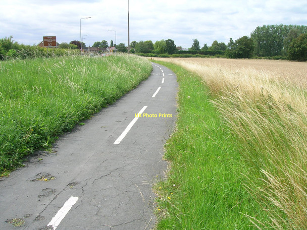 Photo 6"x4" Cycle track beside the A18 Brigg c2011