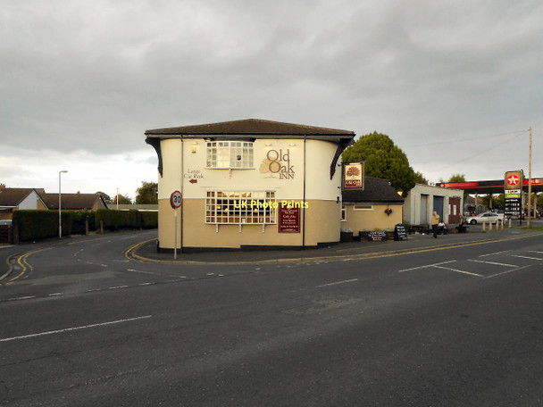 Photo 6"x4" Old Oak Inn, Coup Green Coup Green c2011
