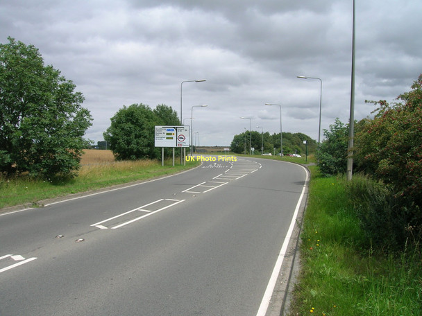Photo 6"x4" A18 towards Grimsby Barnetby le Wold c2011