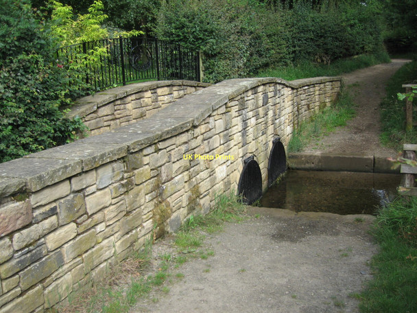 Photo 6"x4" Bridge over river Ripon c2011