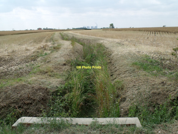 Photo 6"x4" Drain off Wooden Lane Stow\/SK8881 c2011