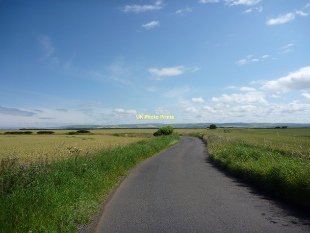Photo 6"x4" East Lothian Landscape : Round The Bends on the Scoughall Road Blackdykes\/NT5883 c2011