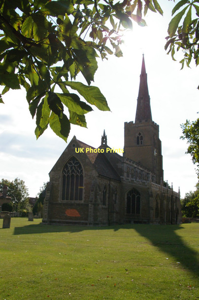 Photo 6"x4" March: St Wendreda's church March\/TL4196 c2011