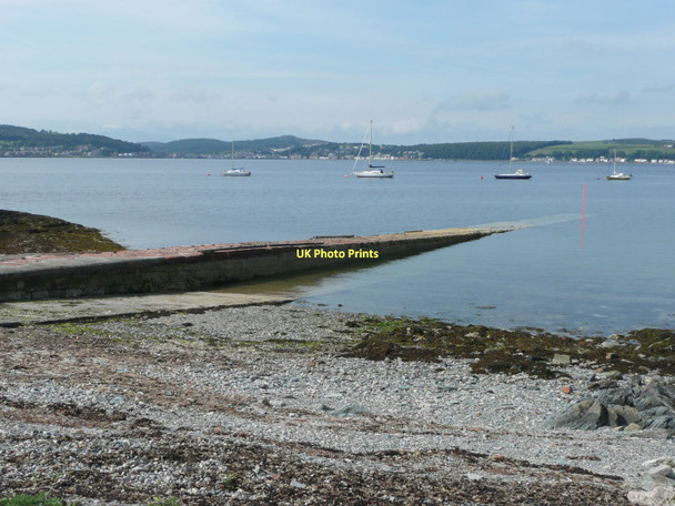 Photo 6"x4" The slipway at  Toward Quay Craigmore\/NS1065 c2011