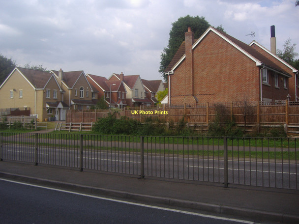 Photo 6"x4" Houses on Tate's Way off the A602 Stevenage c2011