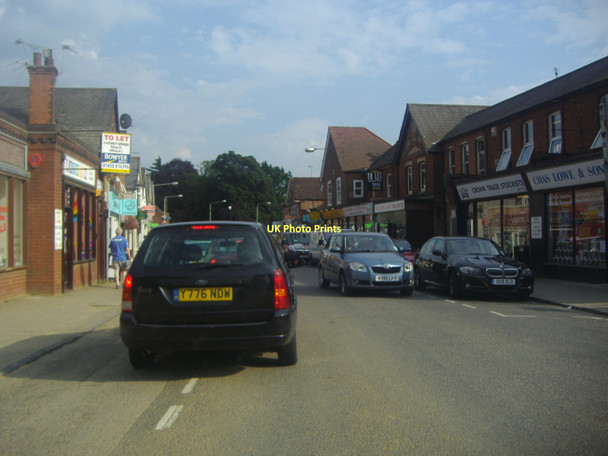 Photo 6"x4" London Road Knebworth Knebworth c2011