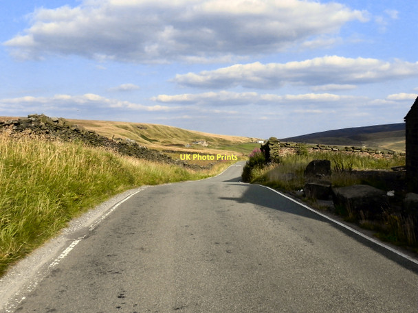 Photo 6"x4" The road to Haworth Wycoller c2011