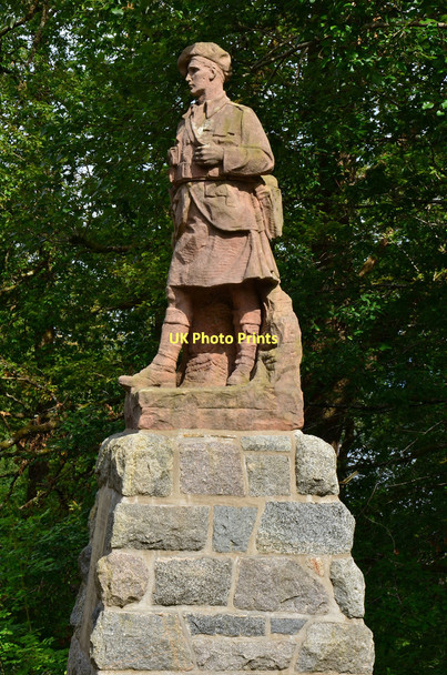 Photo 6"x4" War Memorial - Loch Awe Innis Chonain c2011