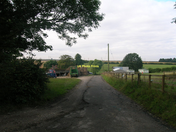 Photo 6"x4" Track to Barton Vale Barton-Upon-Humber c2011