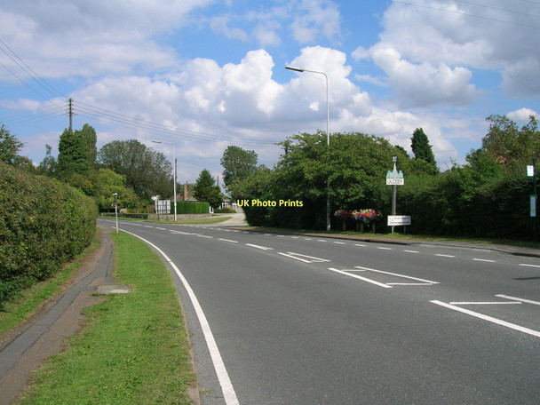 Photo 6"x4" West End Road heading east, Ulceby Ulceby\/TA1014 c2011
