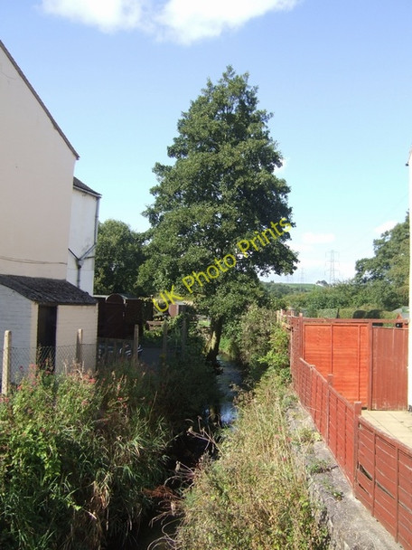 Photo 6"x4" River Trent (Head of Trent) upstream of Norton Green Ball Green c2009