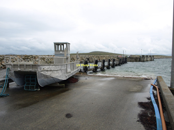 Photo 6"x4" Otternish Slipway Port nan Long c2011