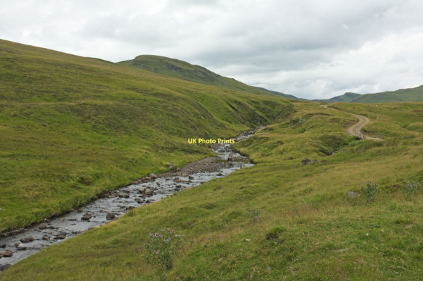 Photo 6"x4" Allt Fearnach Creag Dhubh\/NO0371 c2011