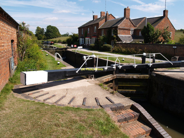 Photo 6"x4" Lock No.1 and Canal House at Braunston, Grand Union Canal Braunston c2011