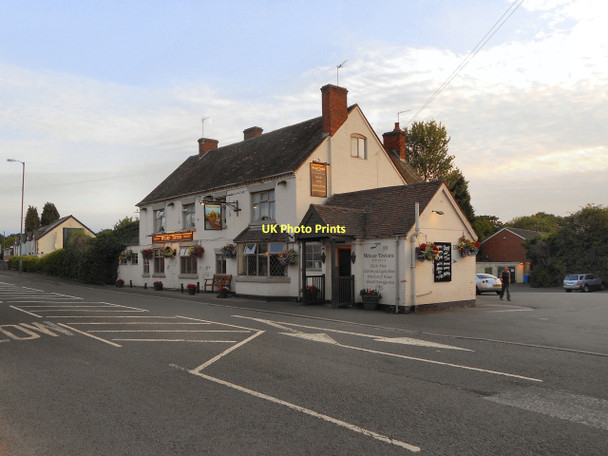 Photo 6"x4" Wharf Tavern Hockley Heath c2011