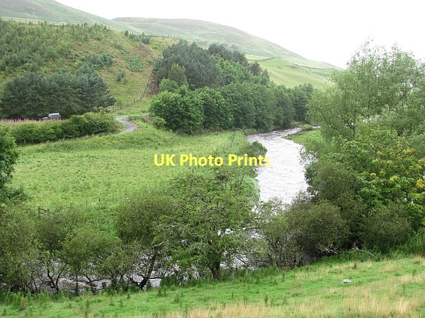 Photo 6"x4" Lyne Water Hallyne c2011