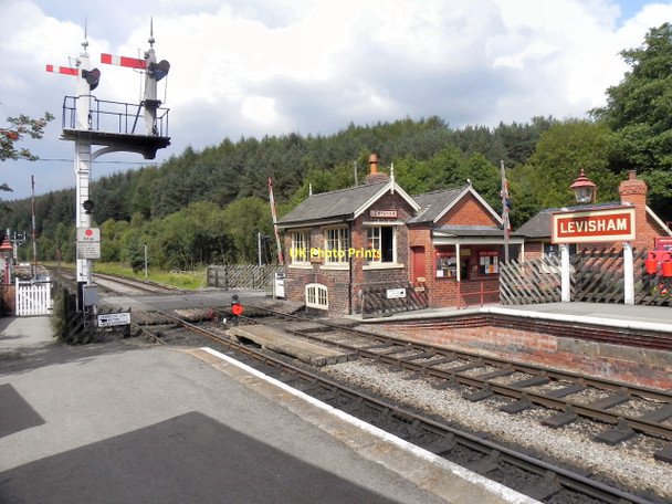 Photo 6"x4" Levisham Signals and Signal Box Newton-on-Rawcliffe c2011