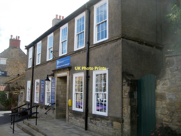 Photo 6"x4" Library, Church House, 7, High Market Place Kirkbymoorside c2011