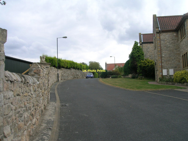 Photo 6"x4" Manor Rise, Wadworth Wilsic c2011