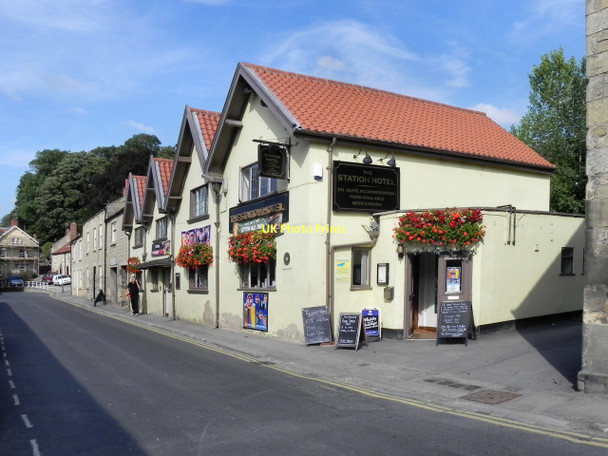 Photo 6"x4" Station Hotel, Pickering Pickering\/SE7984 c2011