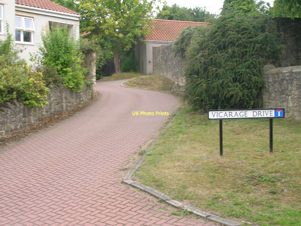 Photo 6"x4" Vicarage Drive, Wadworth Wadworth c2011