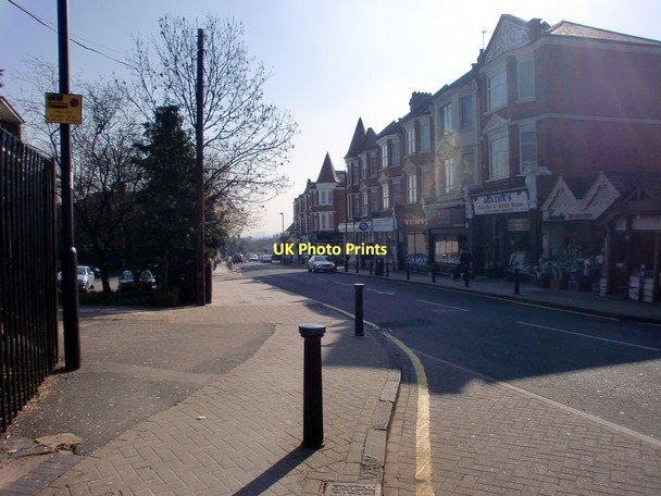 Photo 6"x4" Station Road, Winchmore Hill, London N21 Southgate\/TQ3094 c2011