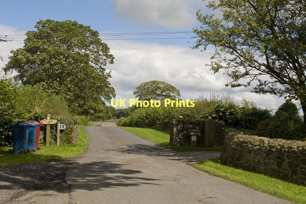 Photo 6"x4" Entrance drive to Wycongill Farm Holden c2011