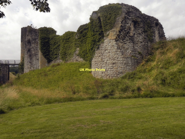 Photo 6"x4" South Barbican, Helmsley Castle Helmsley c2011