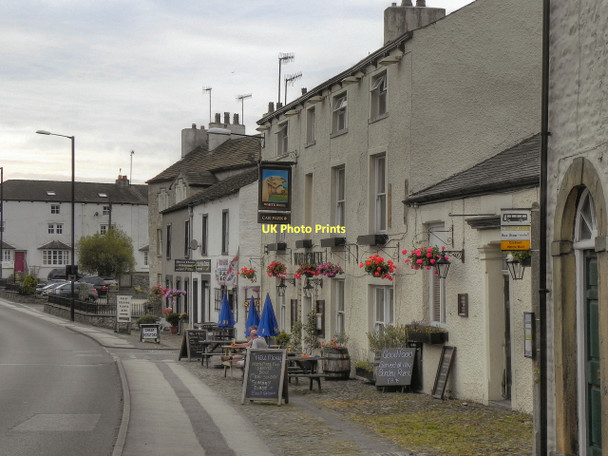 Photo 6"x4" Gisburn Main Street, The White Bull Gisburn c2011