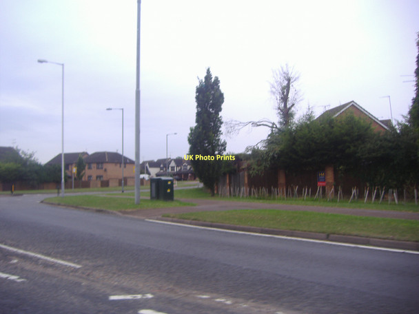 Photo 6"x4" Barton Road by Quantock Rise, Luton Streatley\/TL0728 c2011