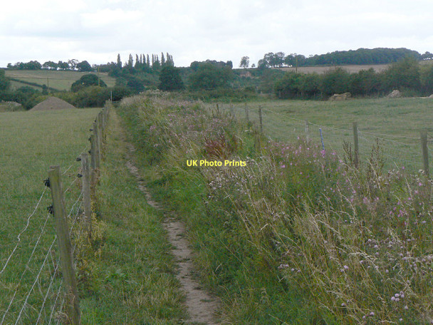 Photo 6"x4" Footpath near Calverton Calverton\/SK6149 c2011